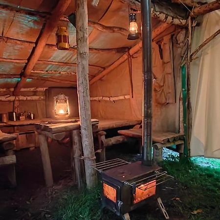 Au Pied Du Trieu, The Shelter Hotell Labroye Exteriör bild